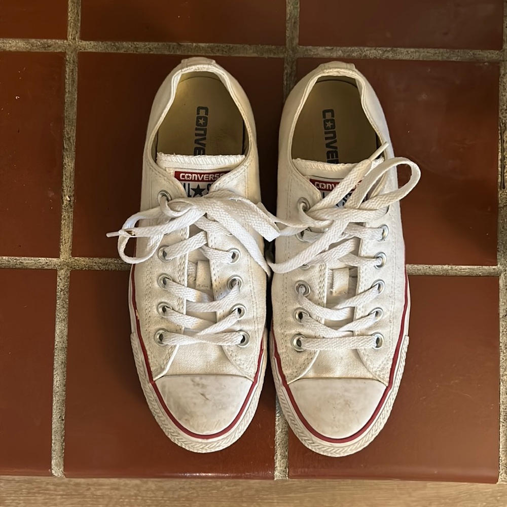 White converse, size 8